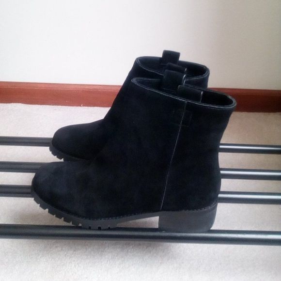 SPLENDID Women Pebbles Suede Block Heel Boots - NEW NWOB - Picture 5 of 7